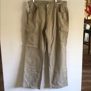 Women's Ethyl Cargo Pants